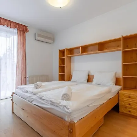 Együtt A Család By Bltn Apartman
