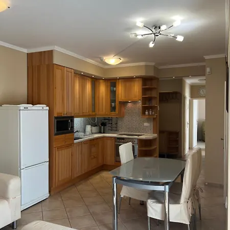 Apartman Együtt A Család By Bltn