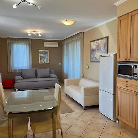 Apartman Együtt A Család By Bltn *